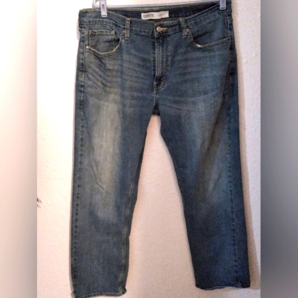 Levi's signature men's jeans